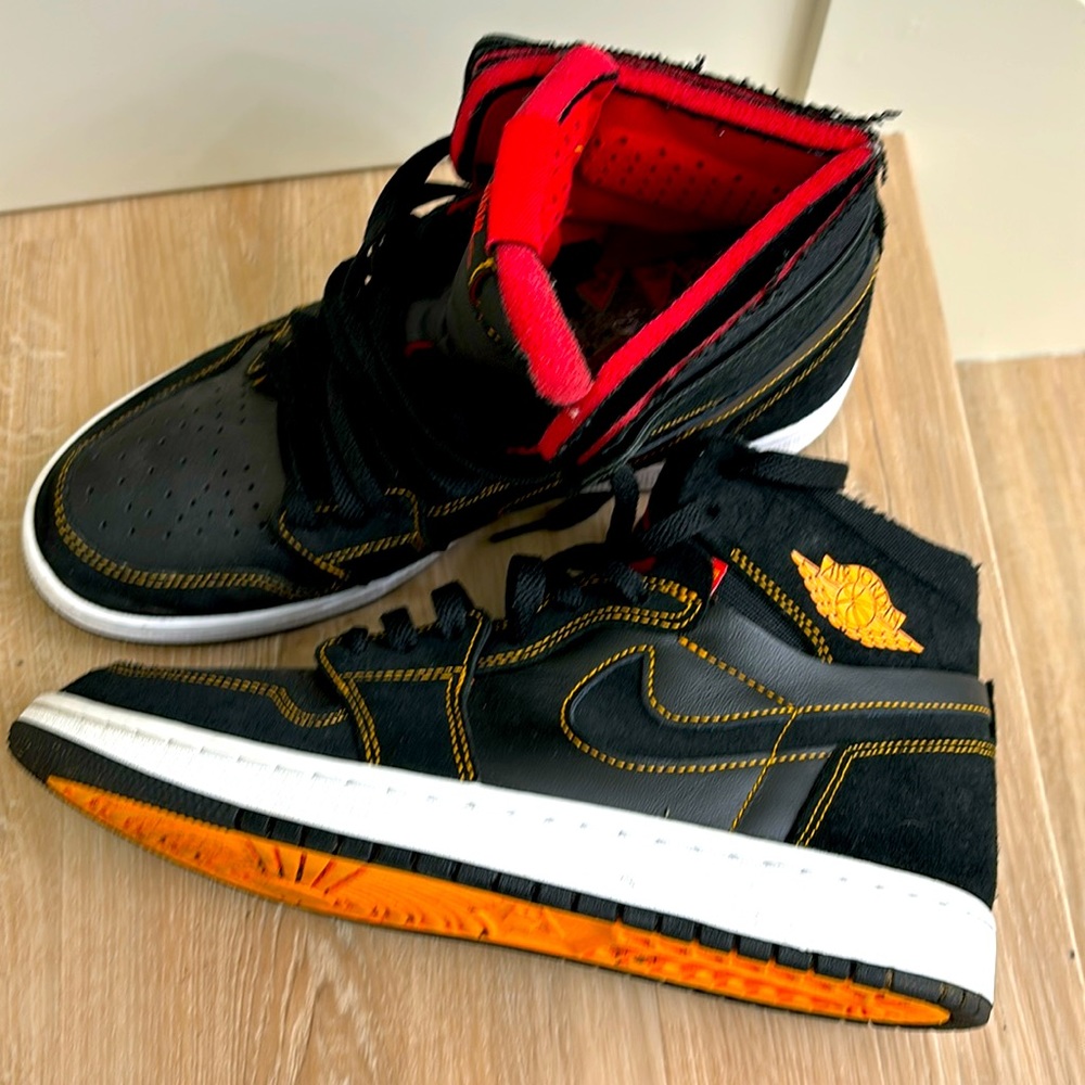 Air Jordan 1’s Men’s size 8